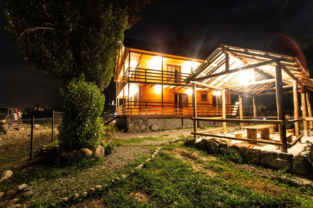 Guesthouse Gio Kashveti Esterno foto